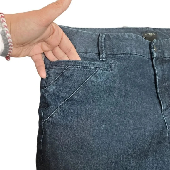 COPY - Ann Taylor Curvy Bootcut Cotton Jeans - Picture 3 of 6